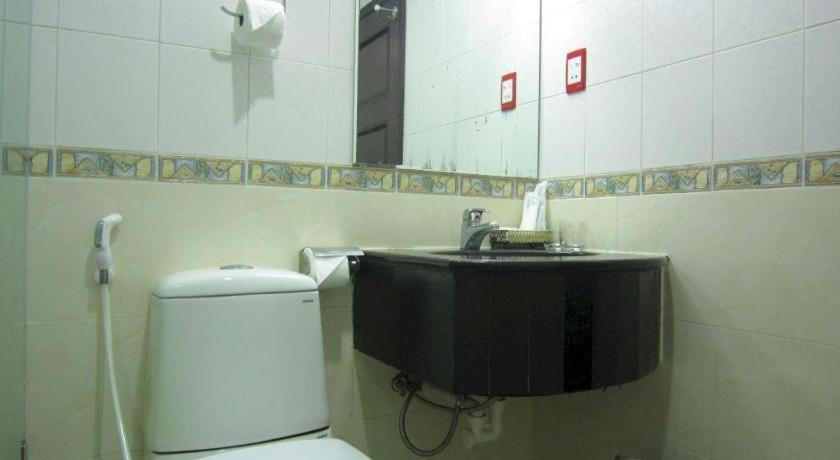 Thien Hoa Hotel Thành Pho Ho Chí Minh Esterno foto